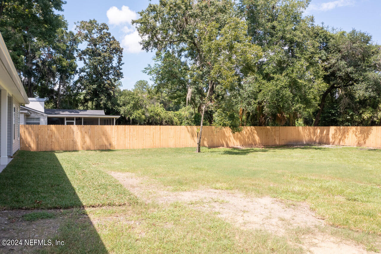 23 River Road Orange Park, FL 32073 - Photo 9 of 39 LT REAR SIDE