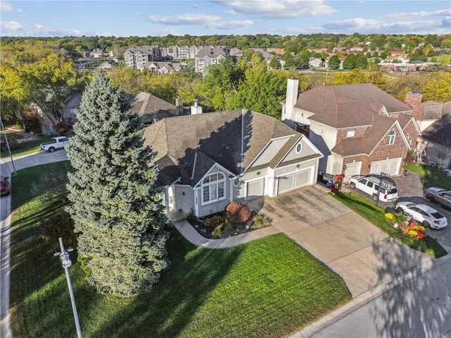 $570,000 | 12764 South Constance Street, Olathe, KS 66062