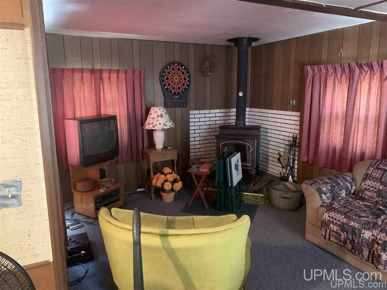 W8861 Co Road Pembine, WI 54156 - Photo 8 of 12