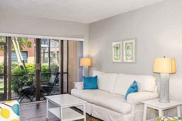 $405,000 | 20 Greenbrier Street, Unit 105, Marco Island, FL 34145