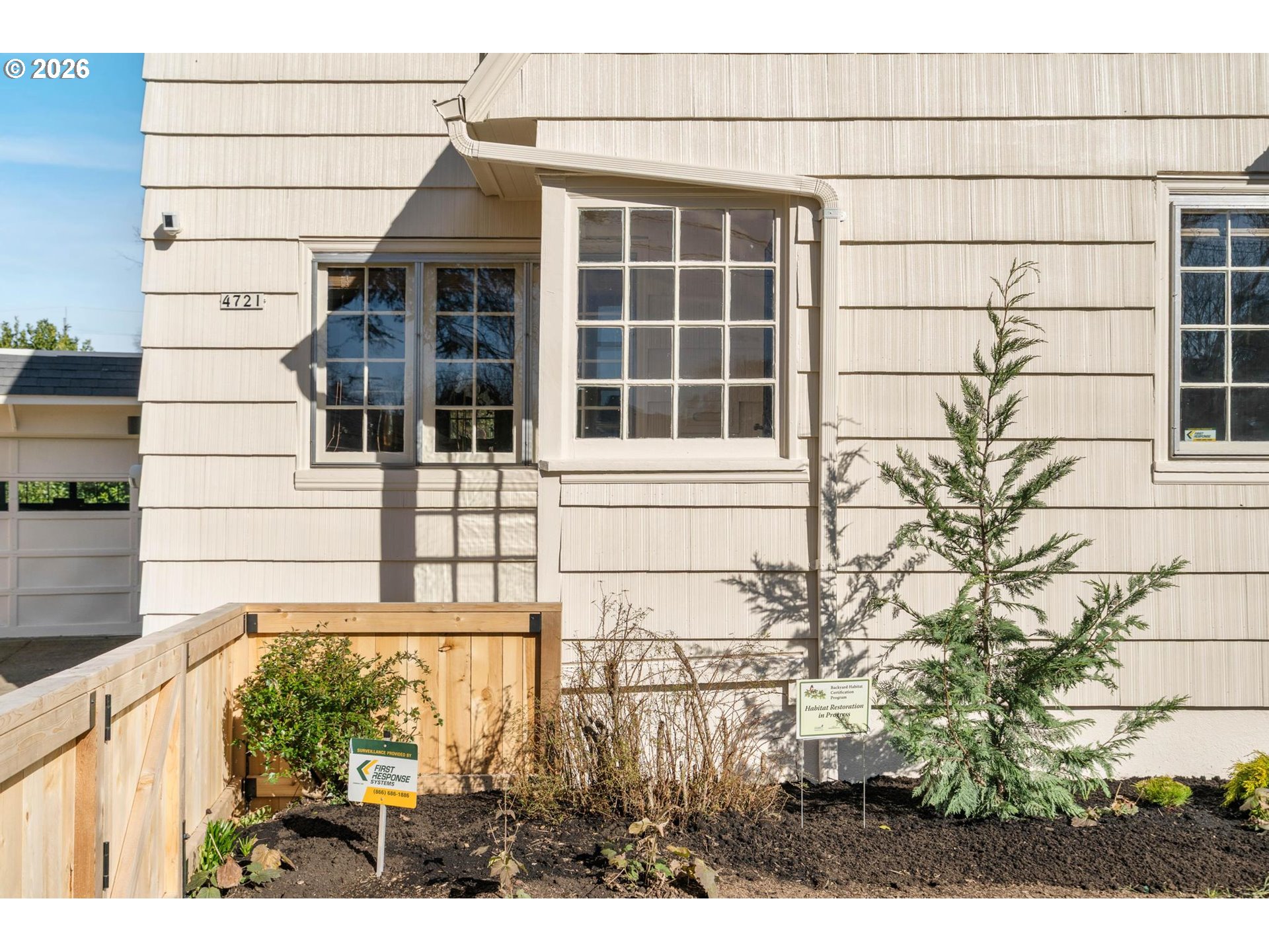 4721 Northeast Wasco Street Portland, OR 97213 - Photo 3 of 48