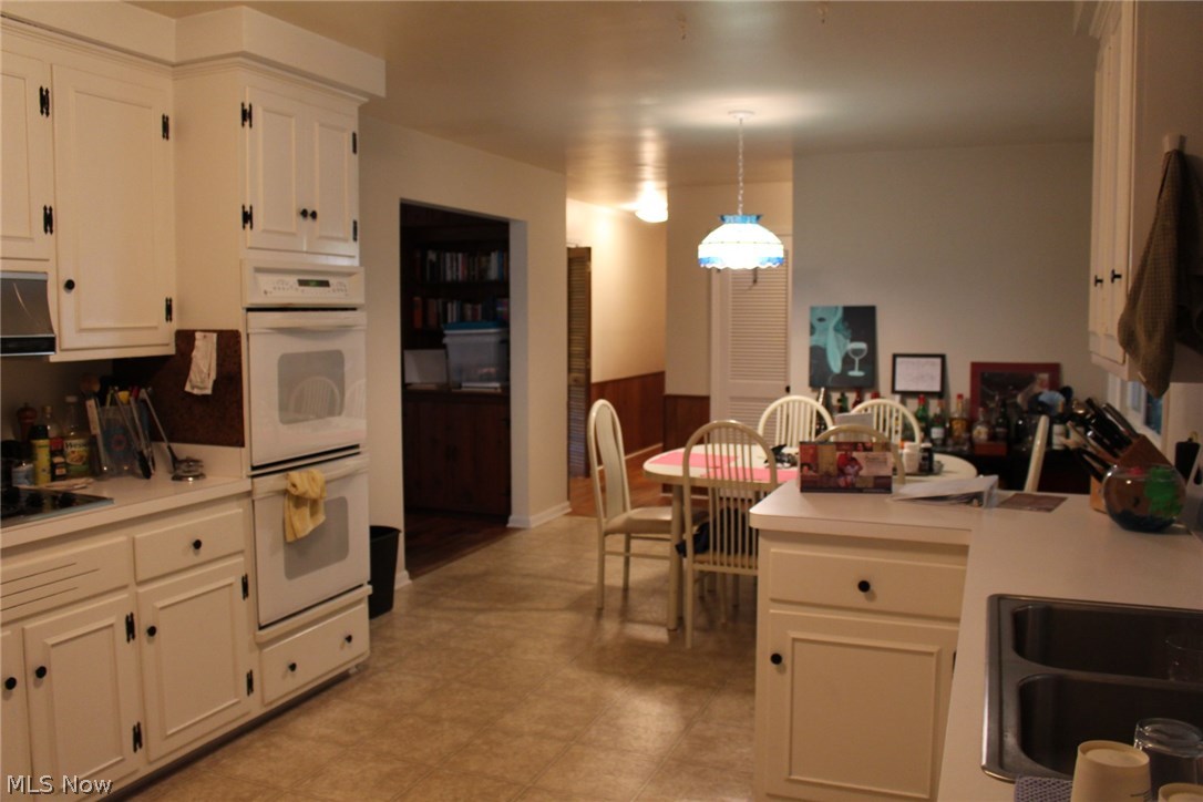 34405 Pettibone Road Solon, OH 44139 - Photo 5 of 26