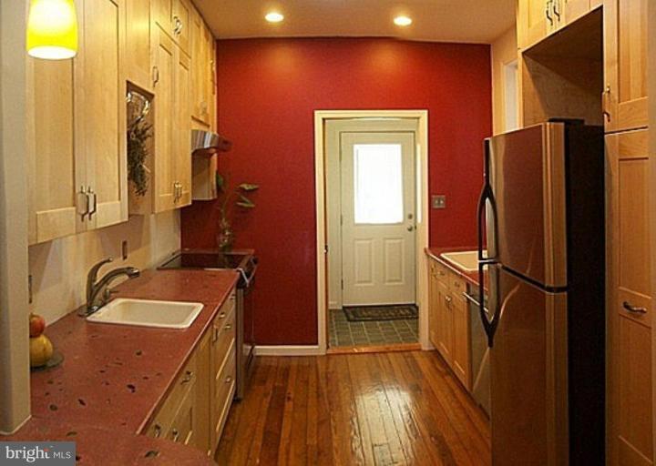 Kitchen #2