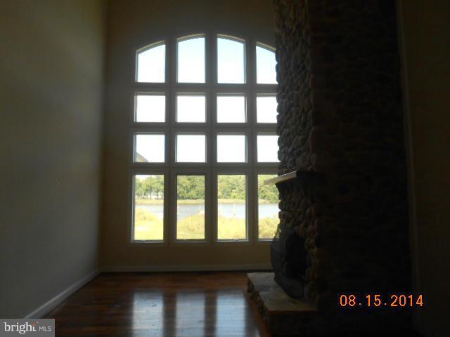 205 Cornfield Road Pasadena, MD 21122 - Photo 12 of 30 Interior (General)