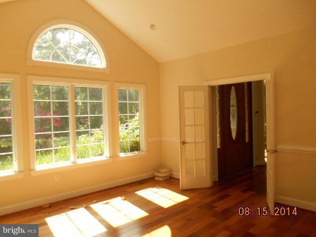 205 Cornfield Road Pasadena, MD 21122 - Photo 18 of 30 Interior (General)