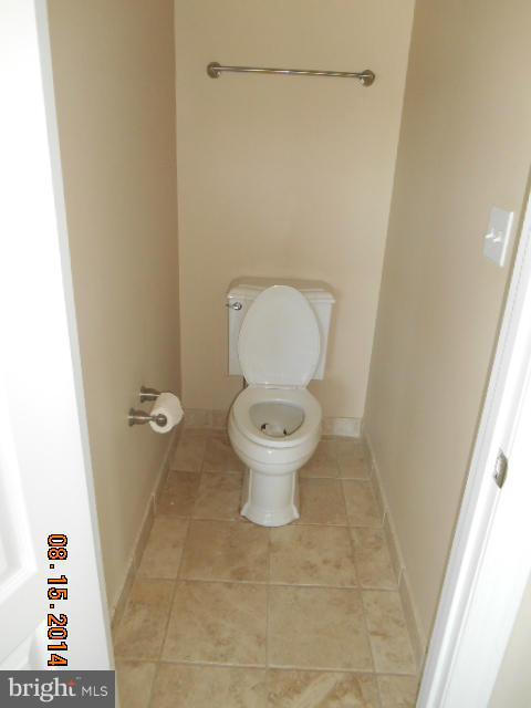 205 Cornfield Road Pasadena, MD 21122 - Photo 21 of 30 Bath