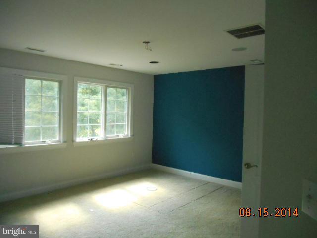 205 Cornfield Road Pasadena, MD 21122 - Photo 29 of 30 Interior (General)