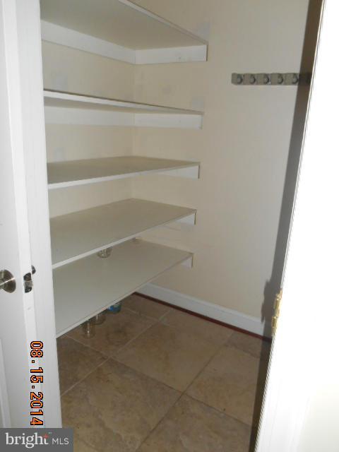205 Cornfield Road Pasadena, MD 21122 - Photo 10 of 30 Interior (General)
