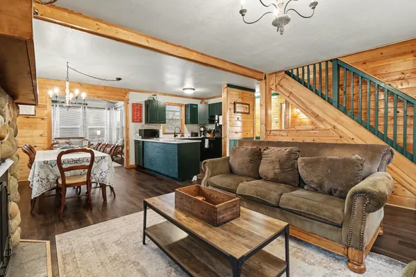 $425,000 | 5526 Longbridge Road, Pentwater, MI 49449