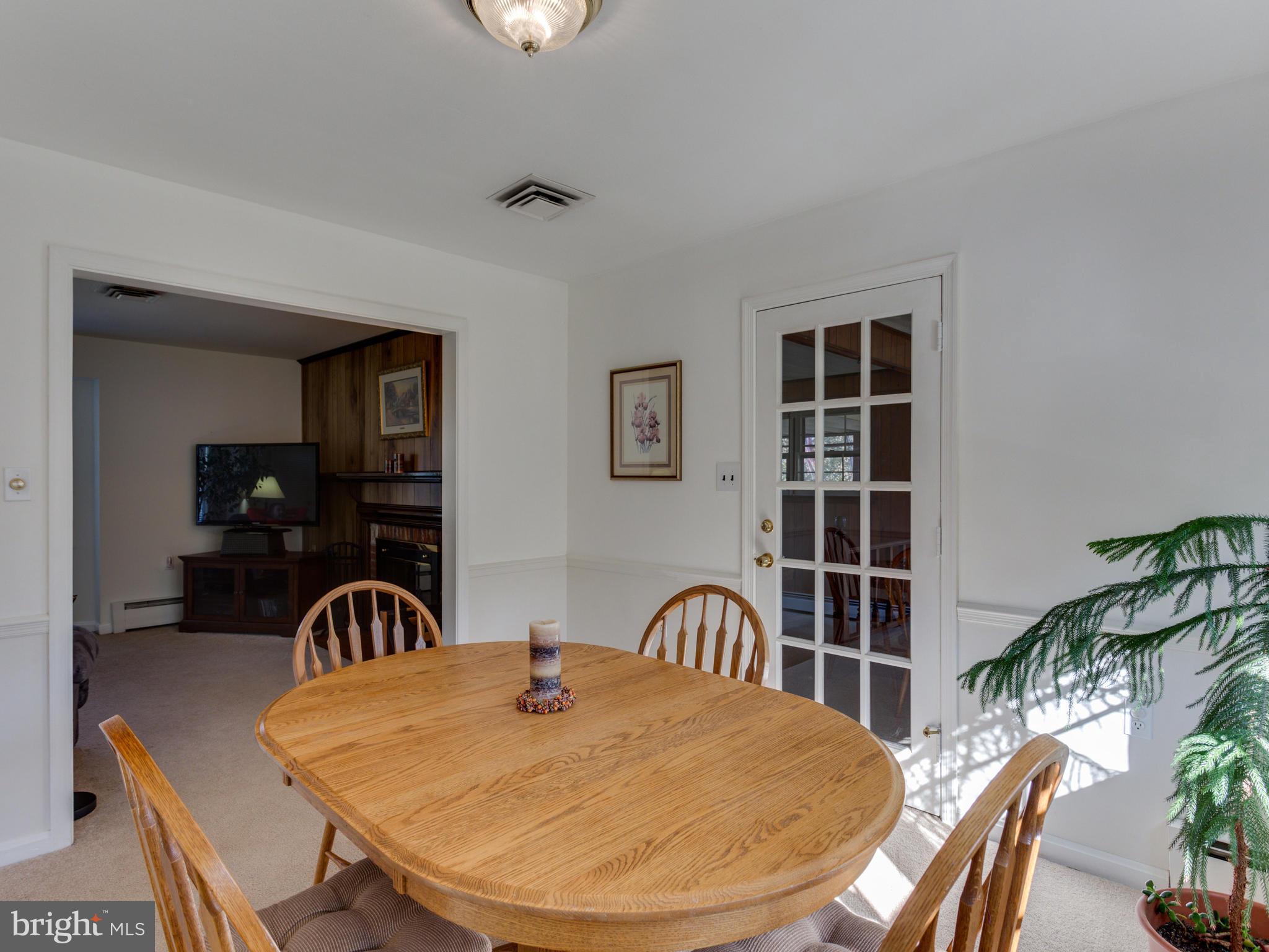 919 Ednor Road Silver Spring, MD 20905 - Photo 6 of 30 Dining Room