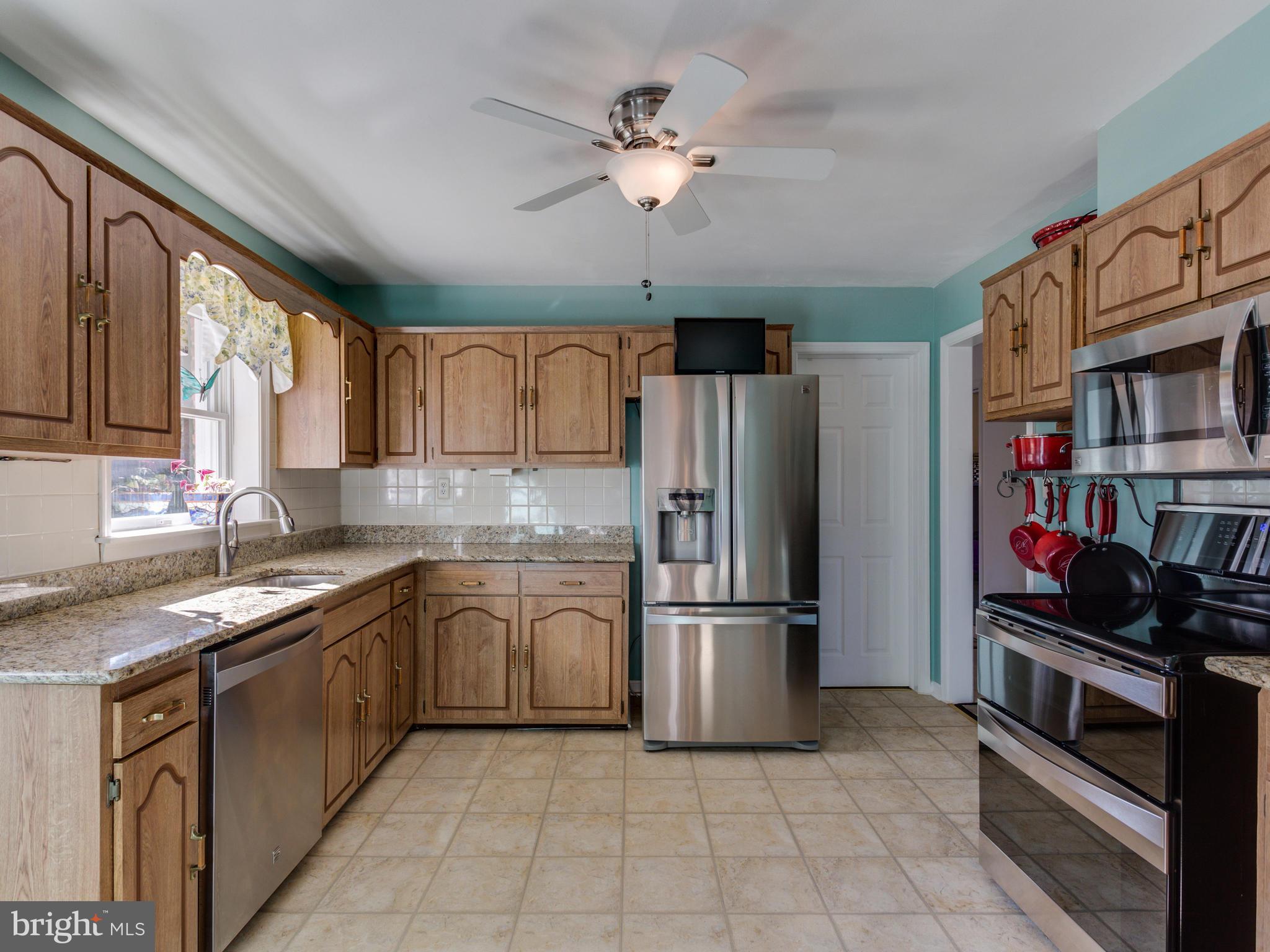 919 Ednor Road Silver Spring, MD 20905 - Photo 7 of 30 Kitchen