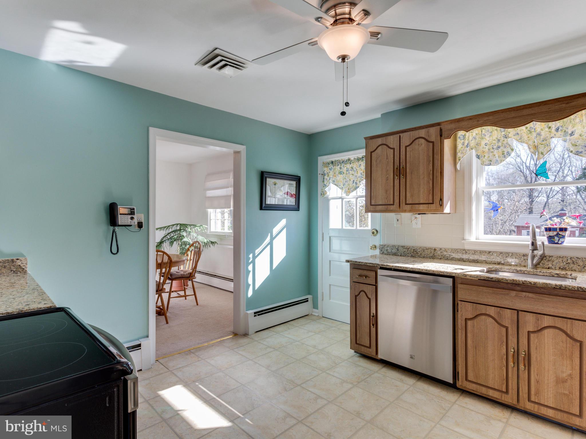 919 Ednor Road Silver Spring, MD 20905 - Photo 9 of 30 Kitchen
