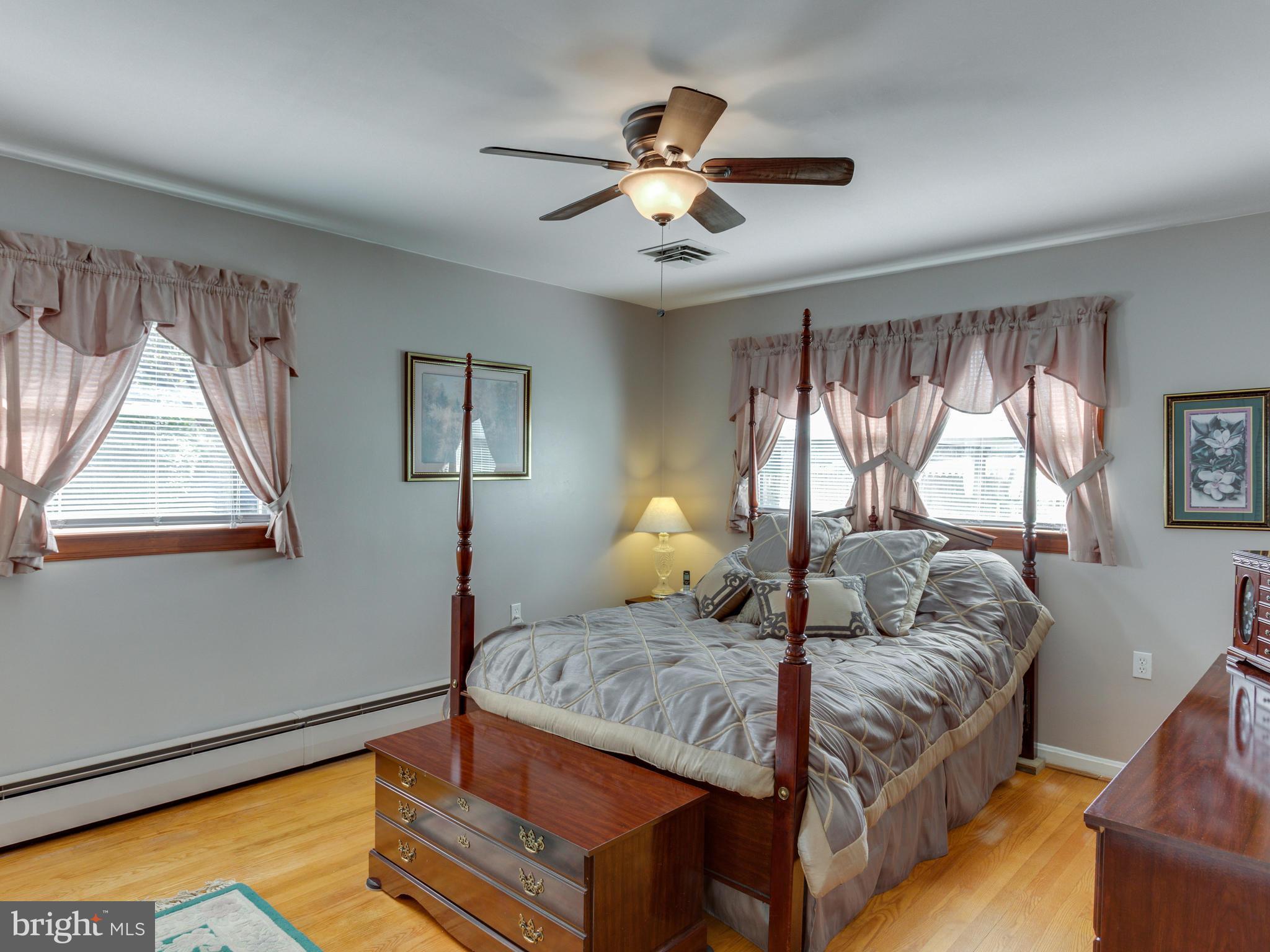 919 Ednor Road Silver Spring, MD 20905 - Photo 10 of 30 Bedroom (Master)