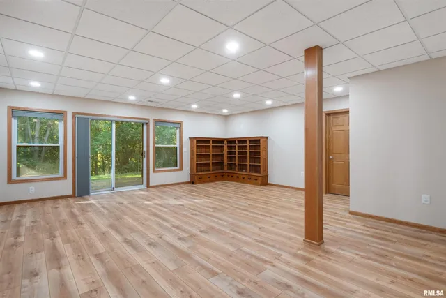 $305,000 | 1102 2nd Street, Moline, IL 61265