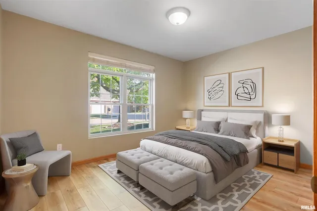 $305,000 | 1102 2nd Street, Moline, IL 61265