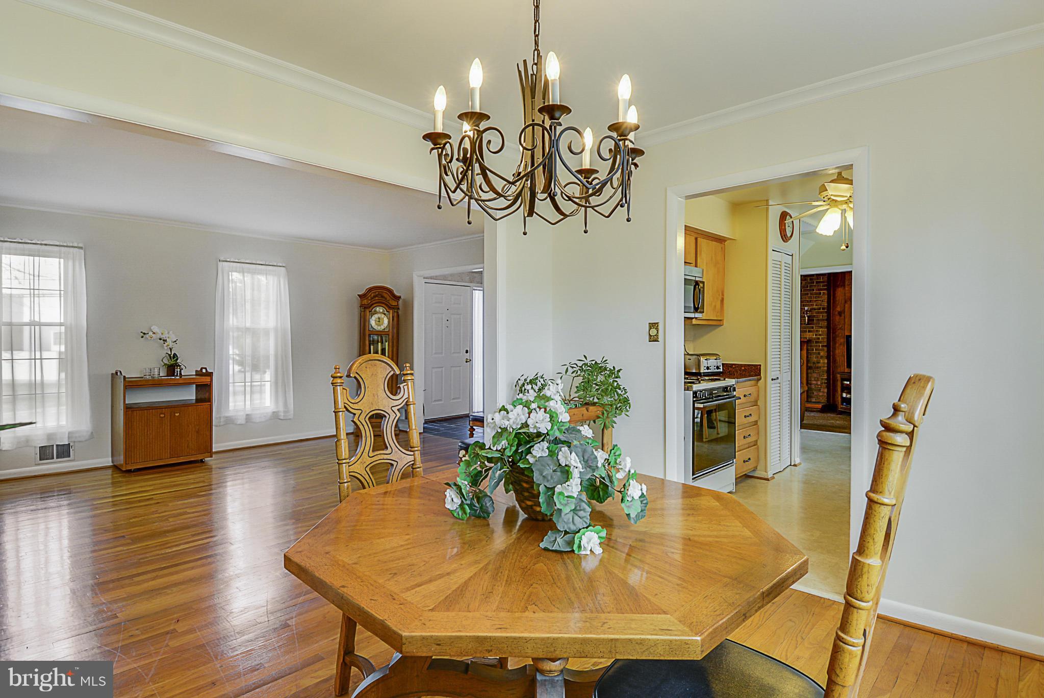 15709 Riding Stable Road Laurel, MD 20707 - Photo 11 of 30 Wood floors/ crown molding
