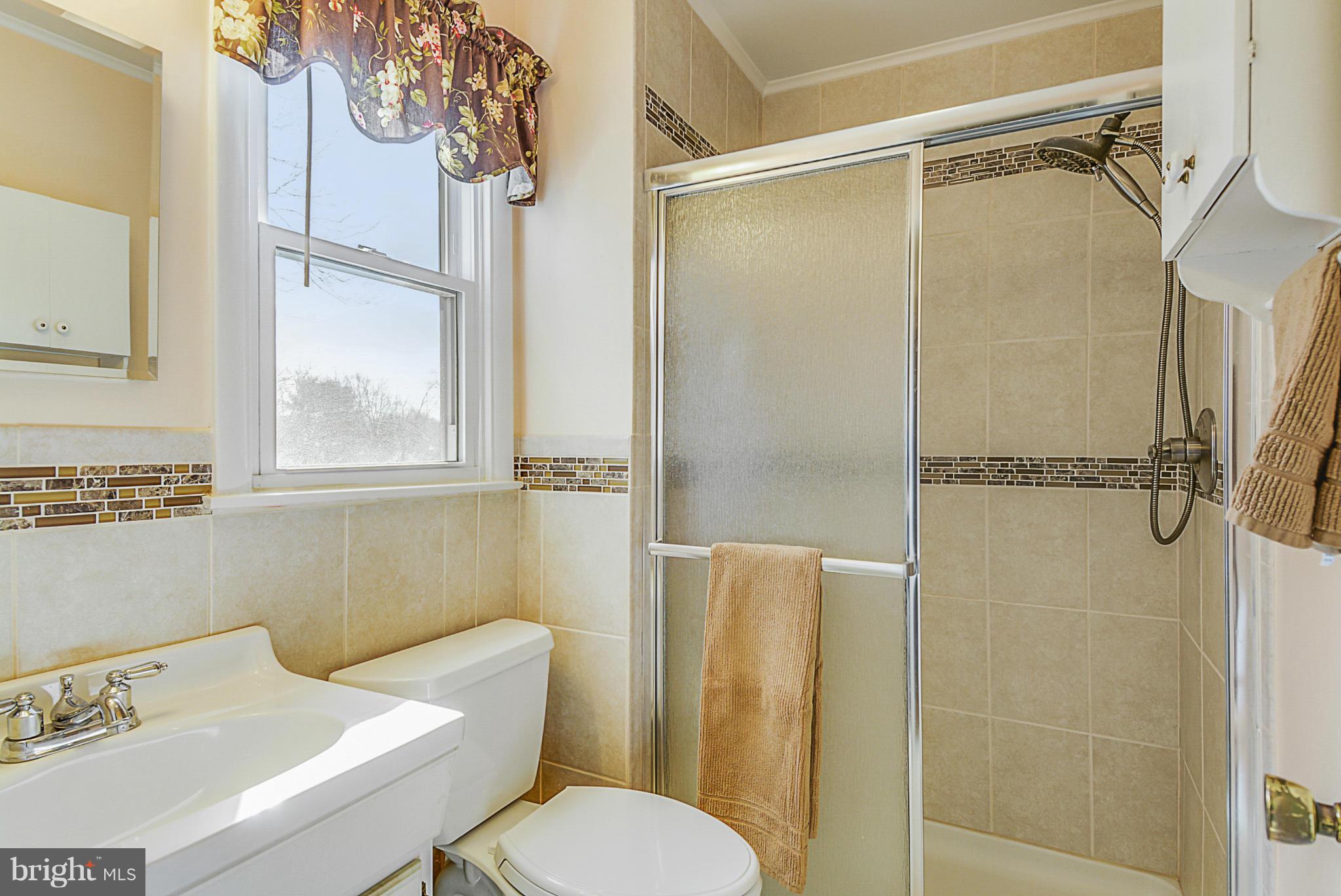 15709 Riding Stable Road Laurel, MD 20707 - Photo 22 of 30 Master bath
