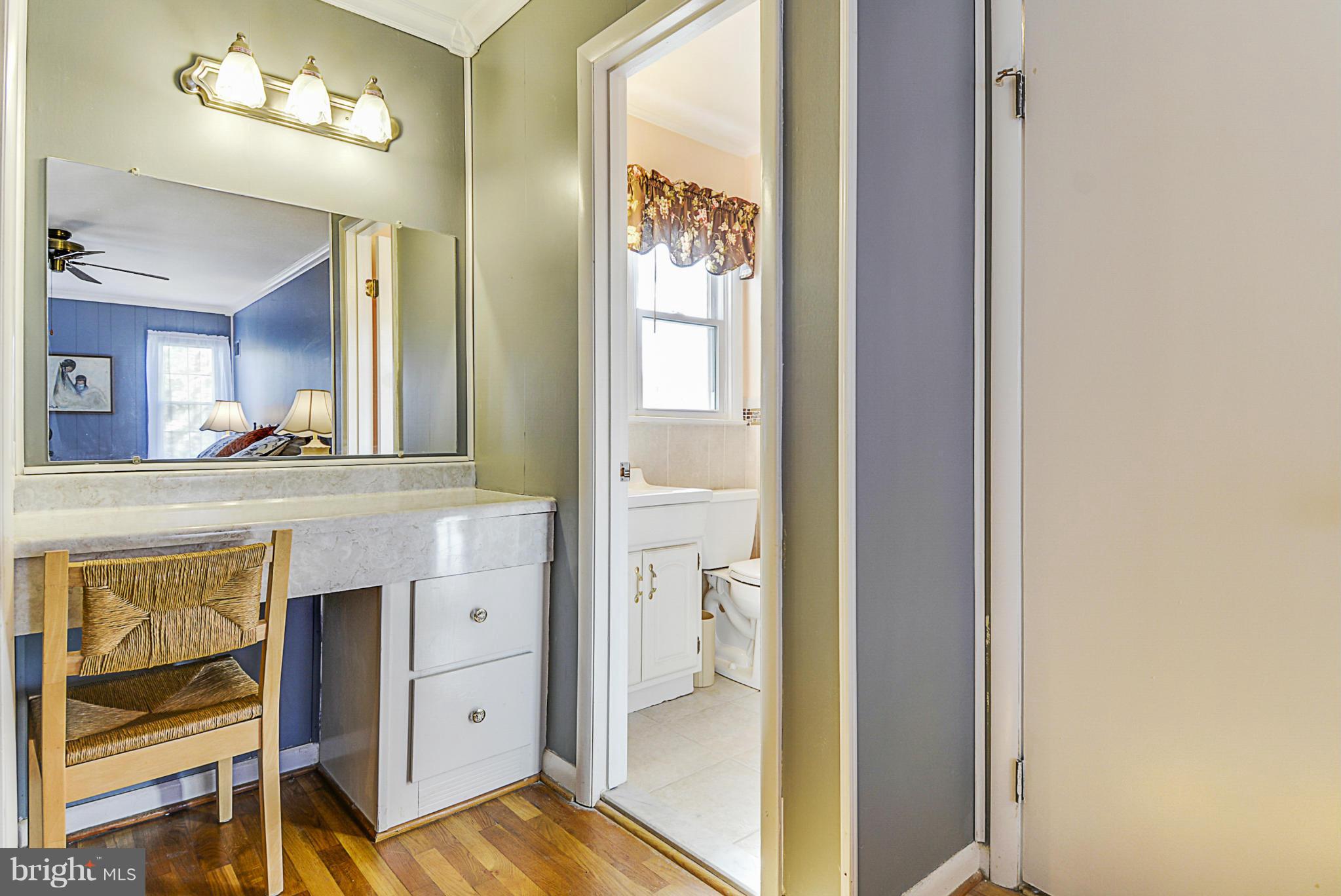 15709 Riding Stable Road Laurel, MD 20707 - Photo 23 of 30 Dressing area