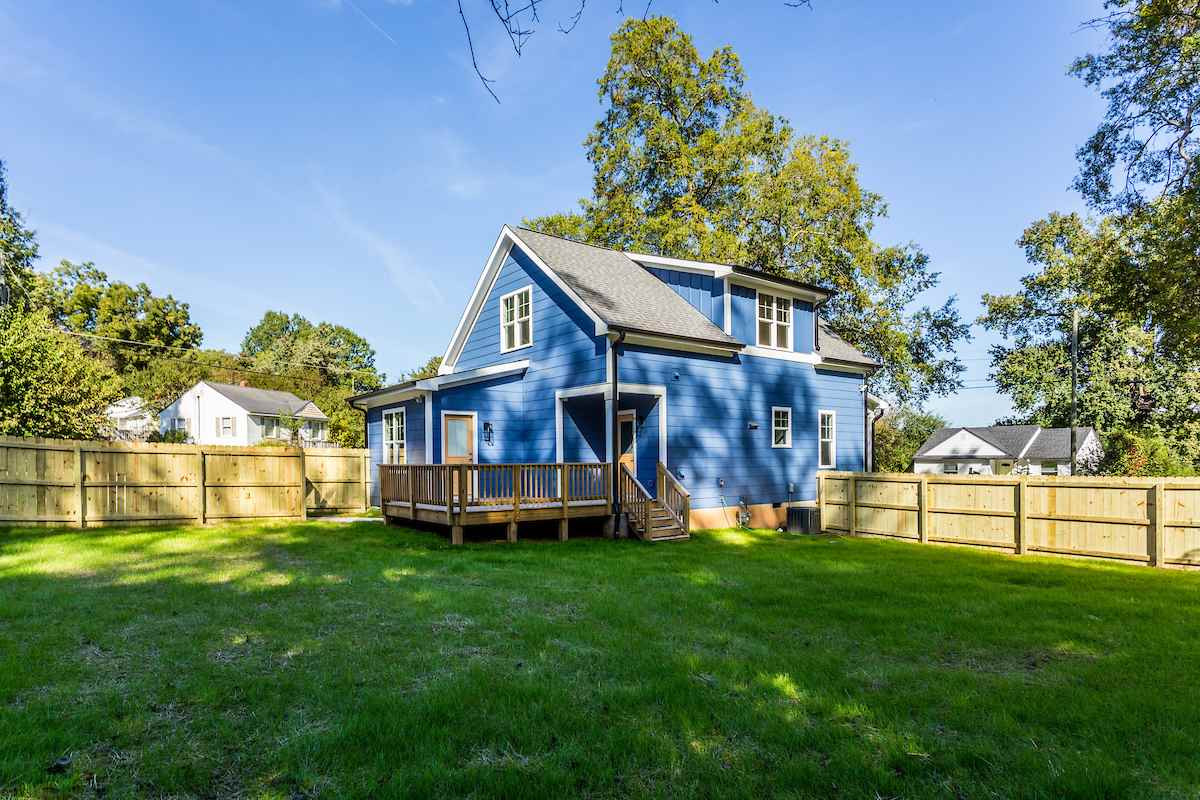 2700 Newbold Street Raleigh, NC 27603 - Photo 21 of 23 Large Backyard
