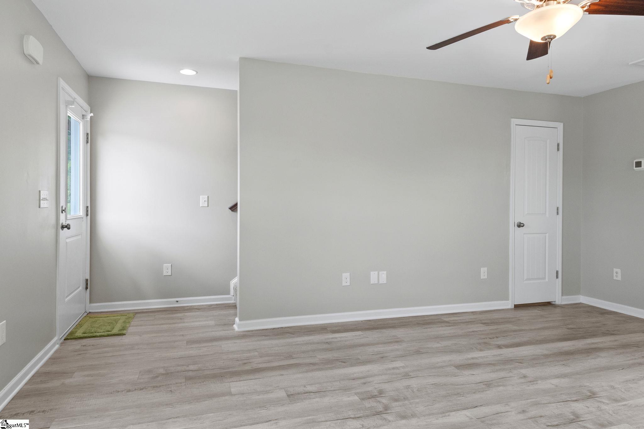 207 Royal Way Pendleton, SC 29670 - Photo 3 of 26