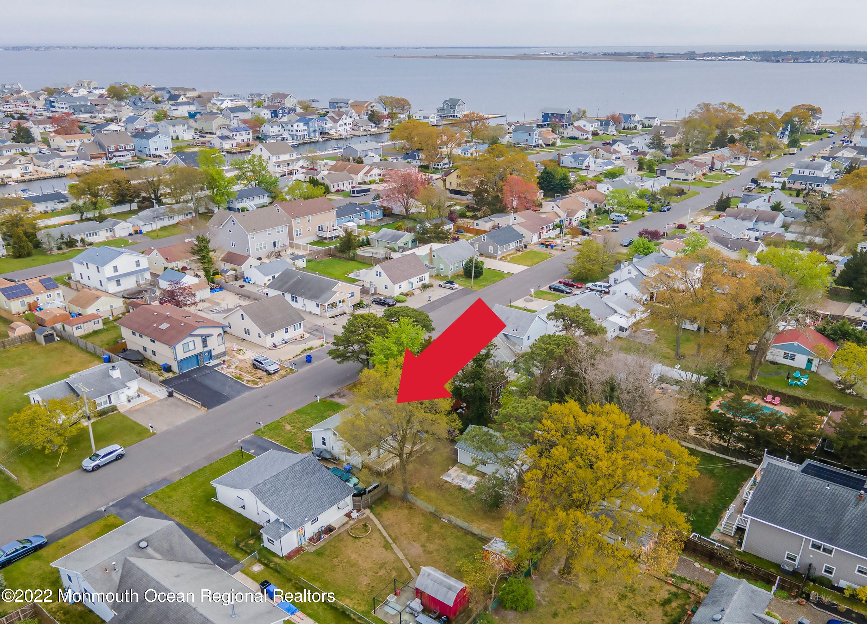 106 Grover Road Toms River, NJ 08753 - Photo 4 of 26 4