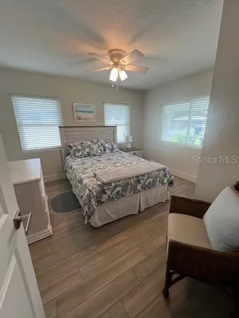 $2,295 | 6030 Carlton Avenue, Sarasota, FL 34231