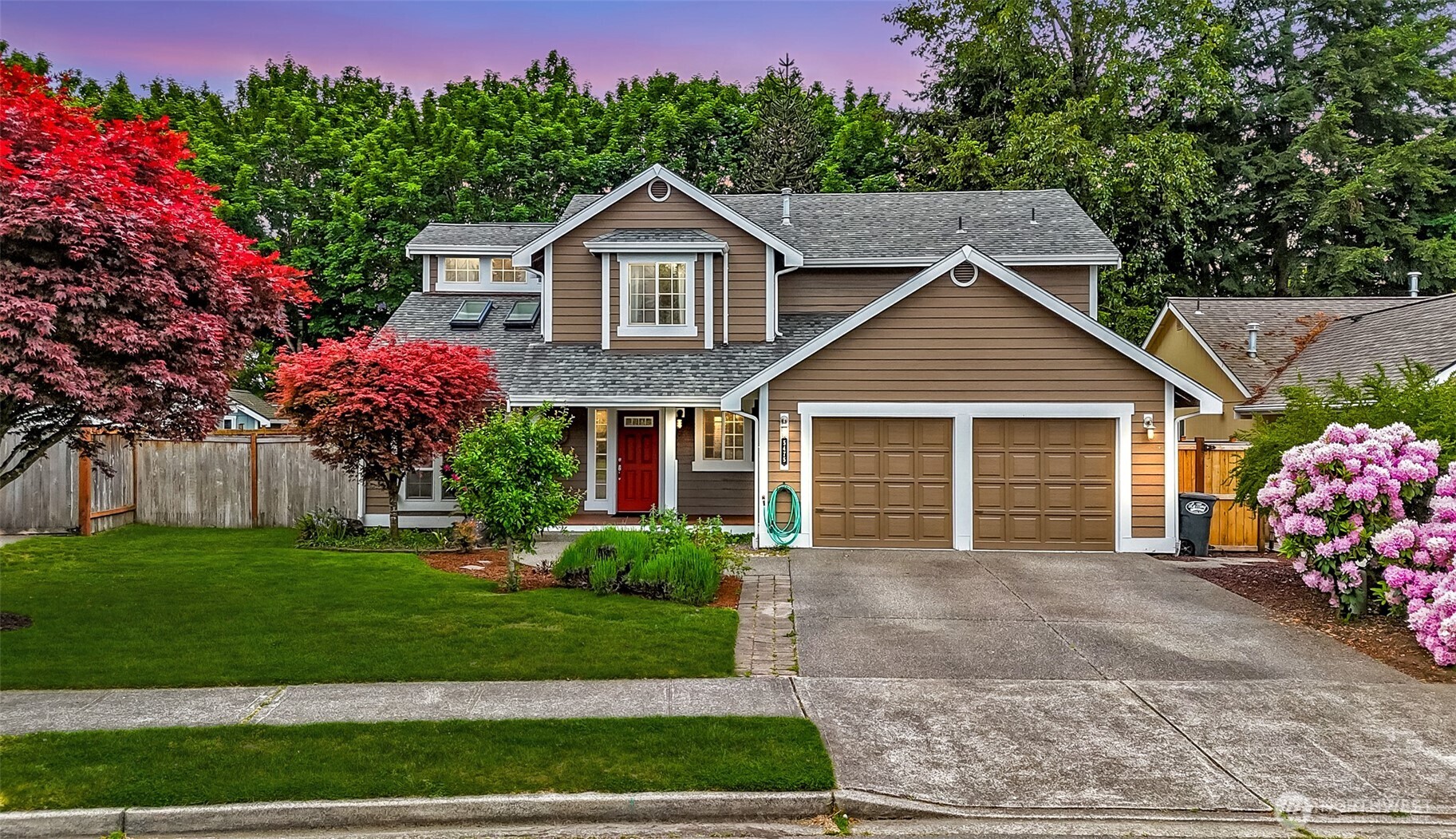 5475 Park Pl Loop Southeast Lacey, WA 98503 - Photo 1 of 40 a front view of a house with a yard