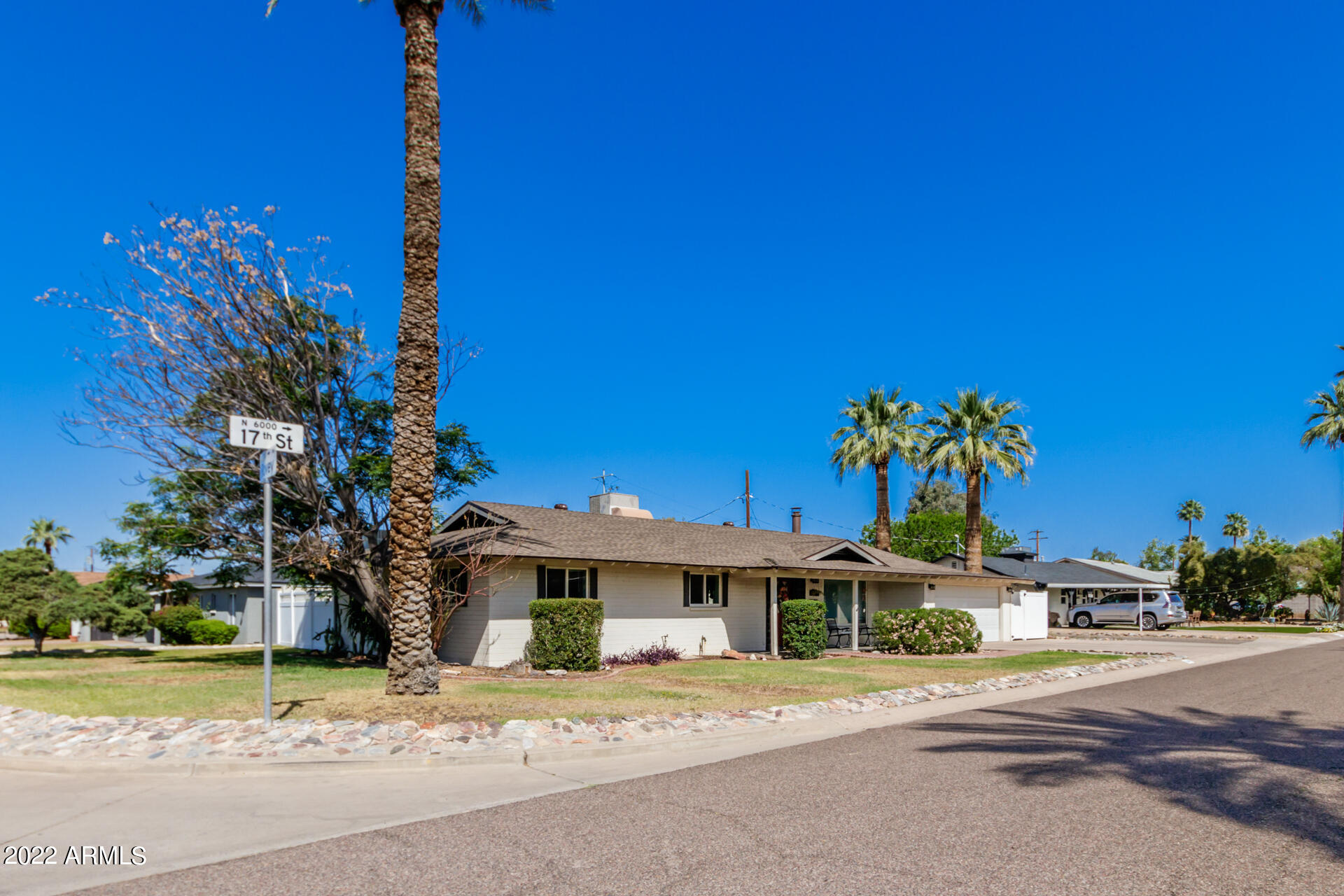 1646 East Rovey Avenue Phoenix, AZ 85016 - Photo 26 of 26 04- Rovey