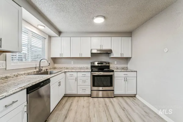 $799,000 | 2105 Airport Avenue, Caldwell, ID 83605