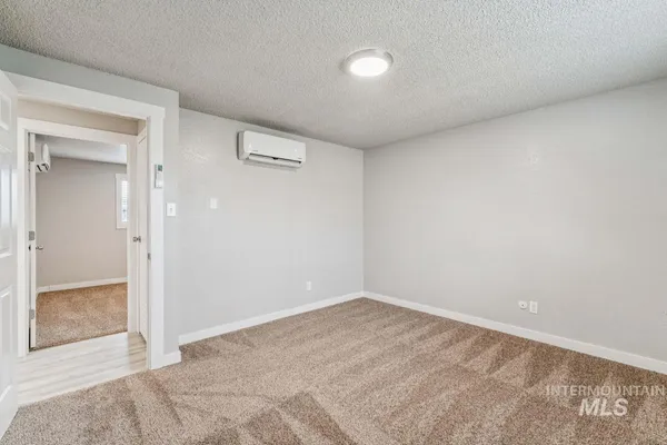 $799,000 | 2105 Airport Avenue, Caldwell, ID 83605