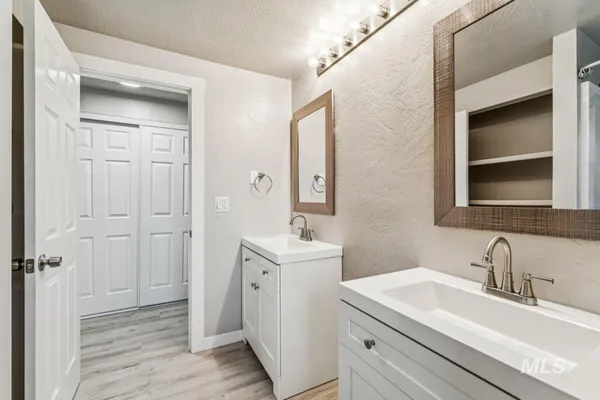 $799,000 | 2105 Airport Avenue, Caldwell, ID 83605