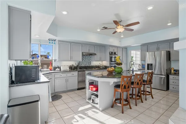 $714,999 | 29087 Slumpstone Street, Nuevo, CA 92567