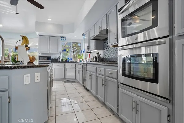 $714,999 | 29087 Slumpstone Street, Nuevo, CA 92567