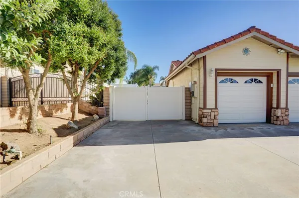 $714,999 | 29087 Slumpstone Street, Nuevo, CA 92567