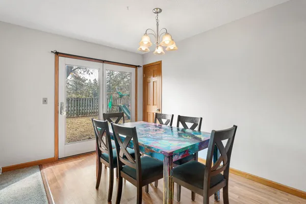 $319,900 | 355 15th Street Northeast, Owatonna, MN 55060