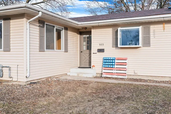$319,900 | 355 15th Street Northeast, Owatonna, MN 55060