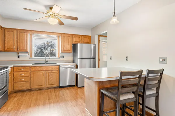 $319,900 | 355 15th Street Northeast, Owatonna, MN 55060