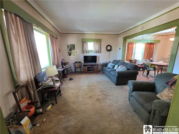 $94,900 | 146 Sampson Street, Jamestown, NY 14701