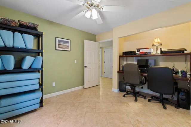 $3,895 | 687 North May Street, Chandler, AZ 85226