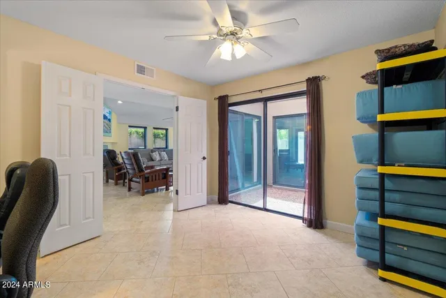 $3,895 | 687 North May Street, Chandler, AZ 85226