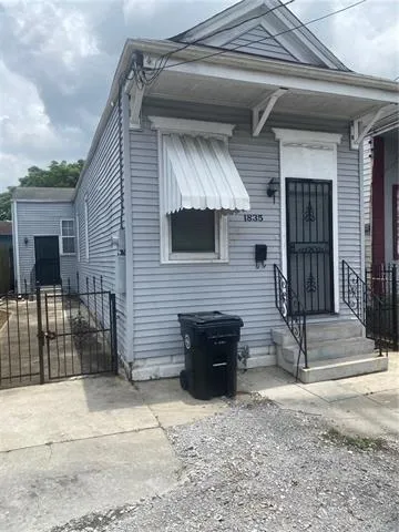 $1,300 | 1835 Painters Street, New Orleans, LA 70117