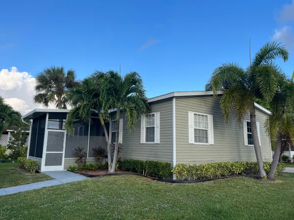 $96,900 | 2555 PGA Boulevard, Unit 441, Palm Beach Gardens, FL 33410