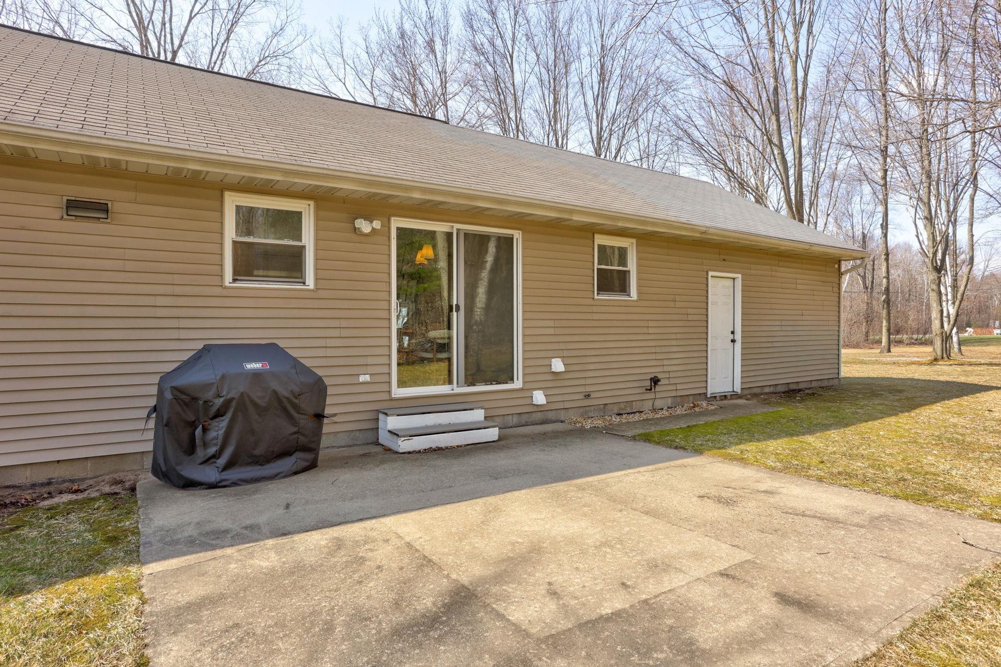 8191 Elms Road Birch Run, MI 48415 - Photo 42 of 55 50202999-d8165473-3ca4-4c05-b909-4cf7d0b69a7a.JPG