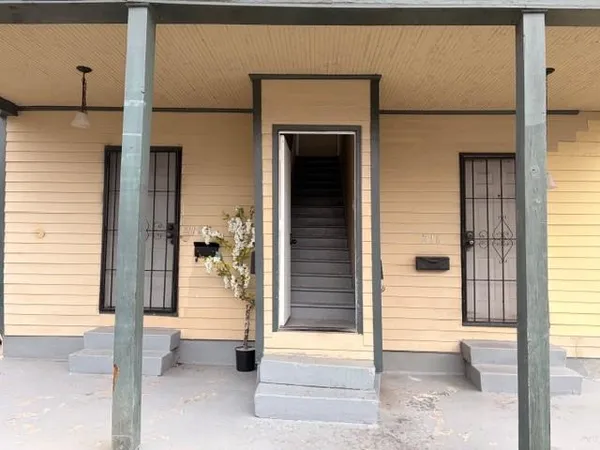 $1,500 | 216 North Salcedo Street, New Orleans, LA 70119