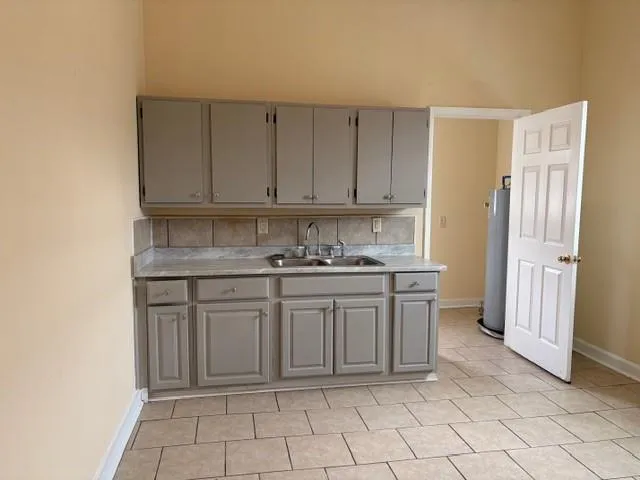 $1,500 | 216 North Salcedo Street, New Orleans, LA 70119