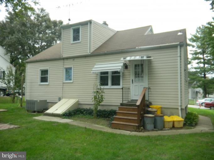 13 Lexington Road Hanover, MD 21076 - Photo 11 of 20 Exterior (Rear)