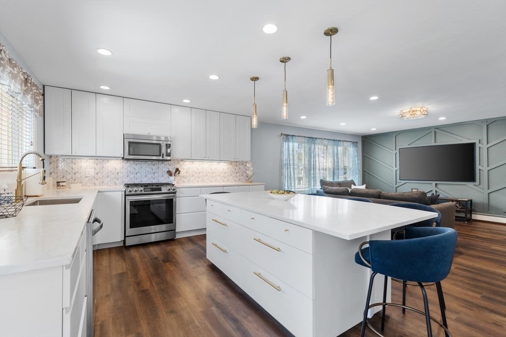 87 Alpine Place, Unit 2 Franklin, MA 02038 - Photo 12 of 38