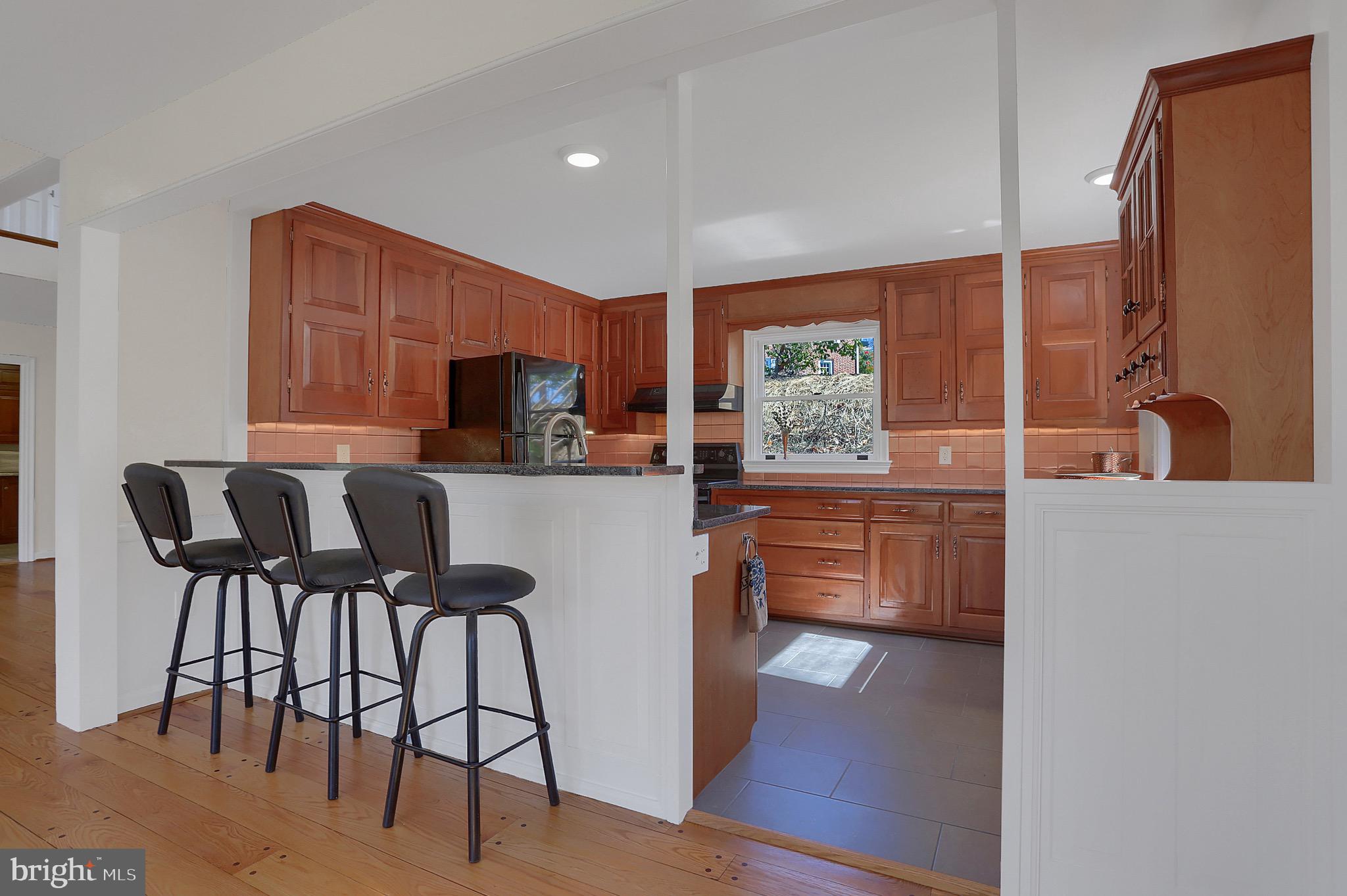 1148 Mill Mar Road Lancaster, PA 17601 - Photo 12 of 47 Kitchen