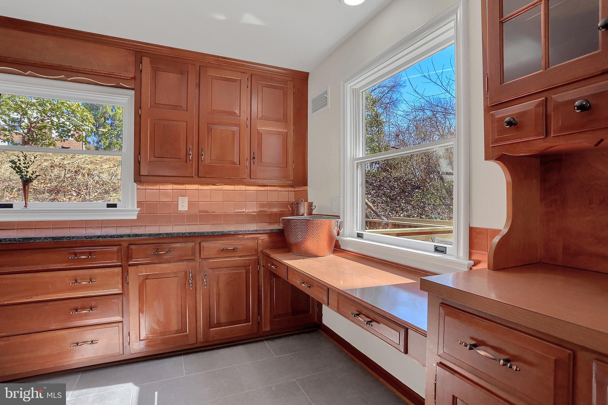 1148 Mill Mar Road Lancaster, PA 17601 - Photo 17 of 47 Kitchen