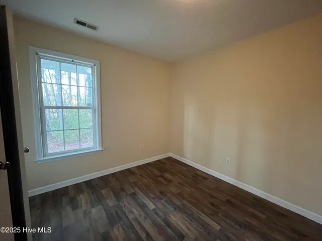 $1,400 | 5977 Burgaw Highway, Maple Hill, NC 28454